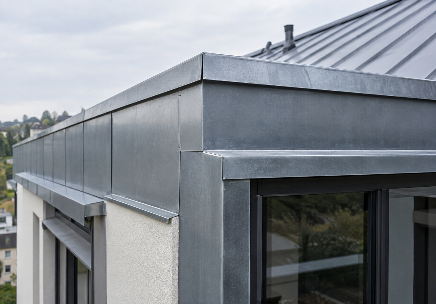 Individuelle Kantteile aus Metall von Spille