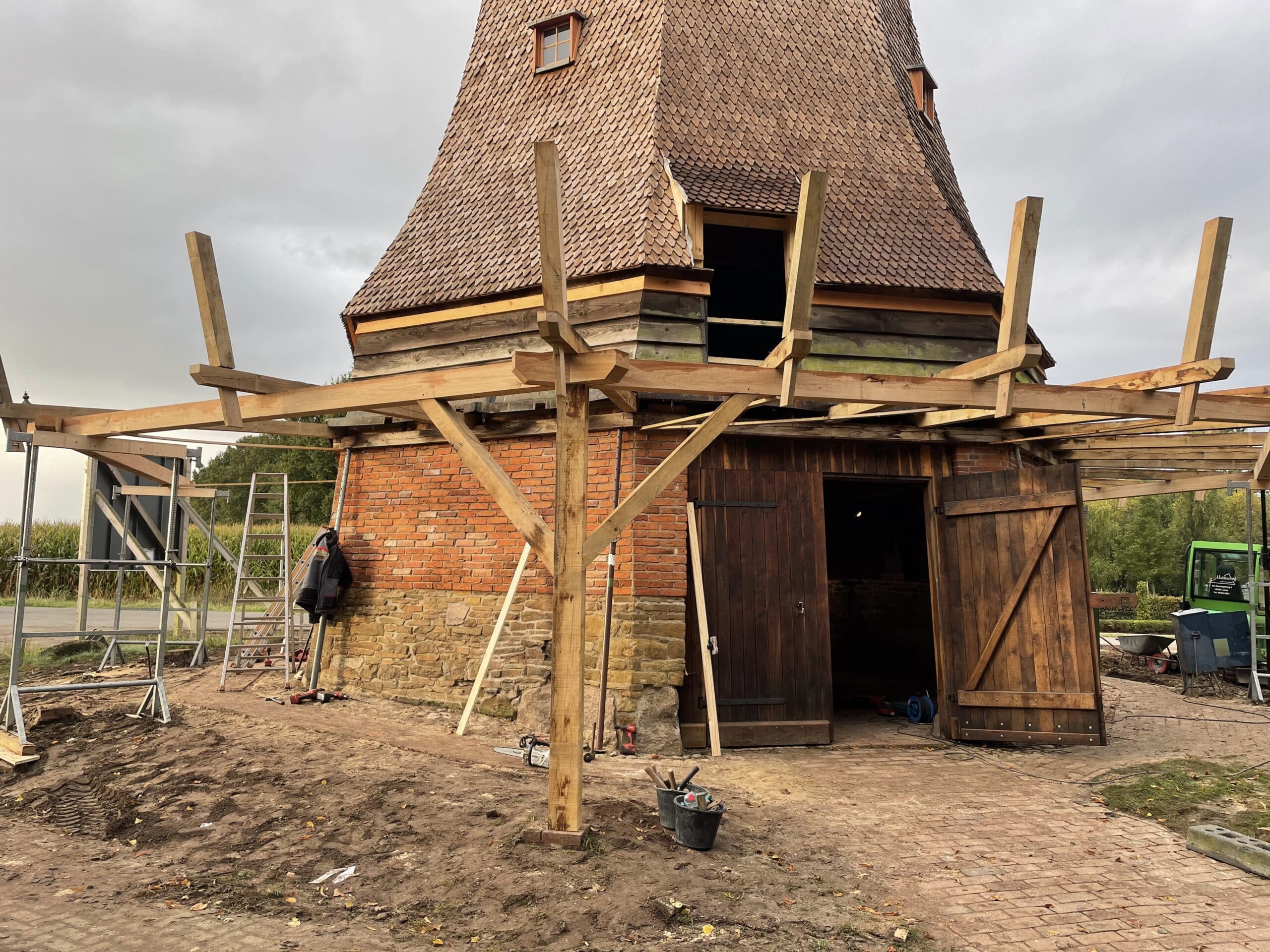 Altbausanierung mit Holzbau durch Spille